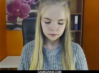 Young Model Spanking Ass And Showing Tits - Free Sex Cam Videos - Camsgram.com