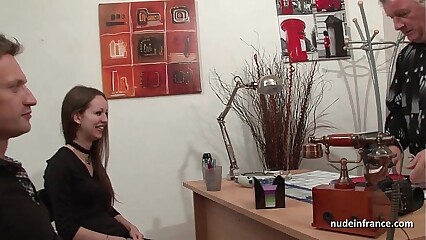 Amateur anal casting couch of a skinny french brunette in stockings