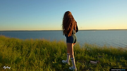 пёЏ Risky public creampie in nature!
